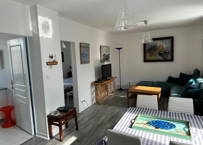 Gite Du Moulin - Appartement Plein Centre Ville - Spacieux 2P - 1Er Etage Maison De Pecheur A 100M De La Plage